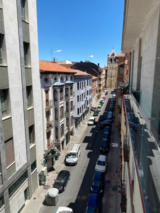 Maison San Isidoro - Garaje Y Wifi Gratuito León Extérieur photo